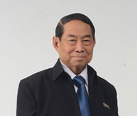 พลเอกเชษฐา ฐานะจาโร